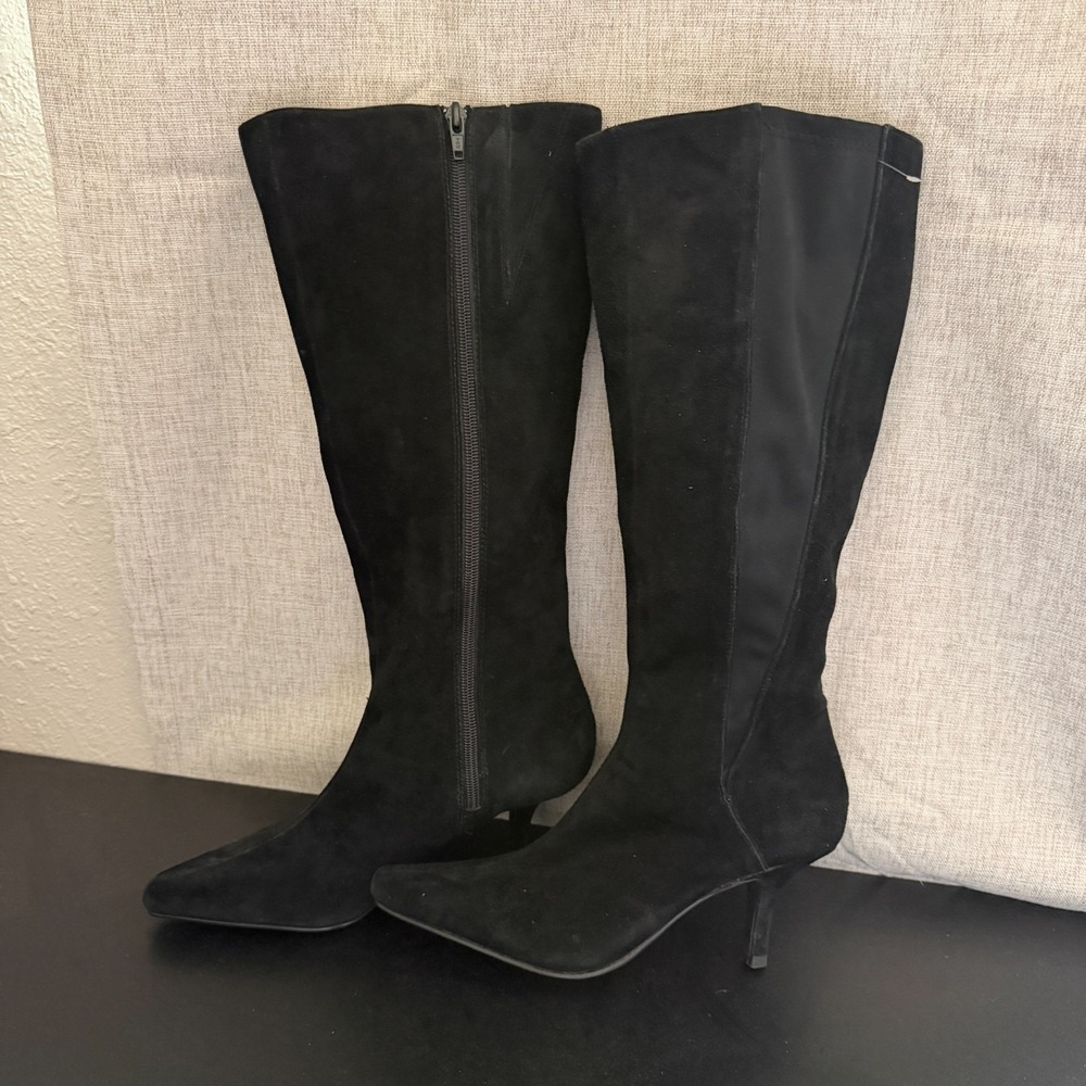 Sanzia Bianca Microsuedeā Knee-High Boots Women's 7W Black Pointed Toe Side Zip
